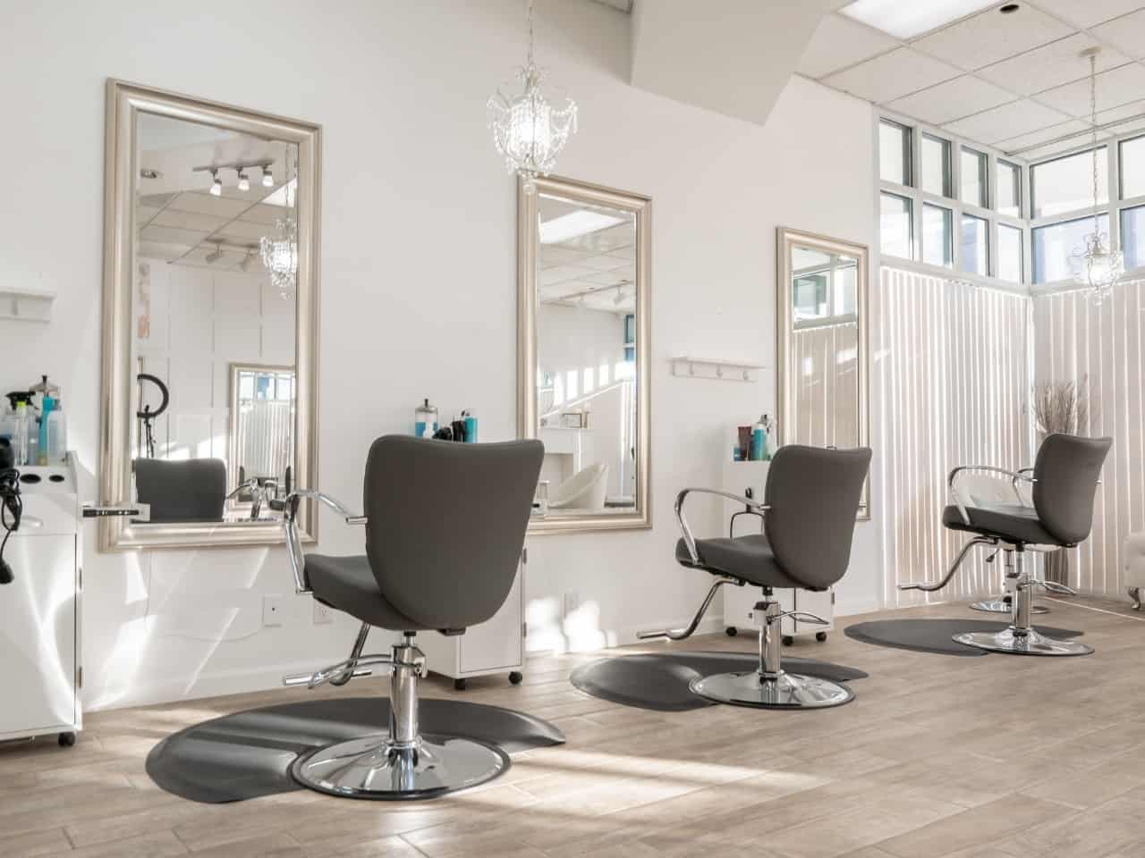 Salon Station