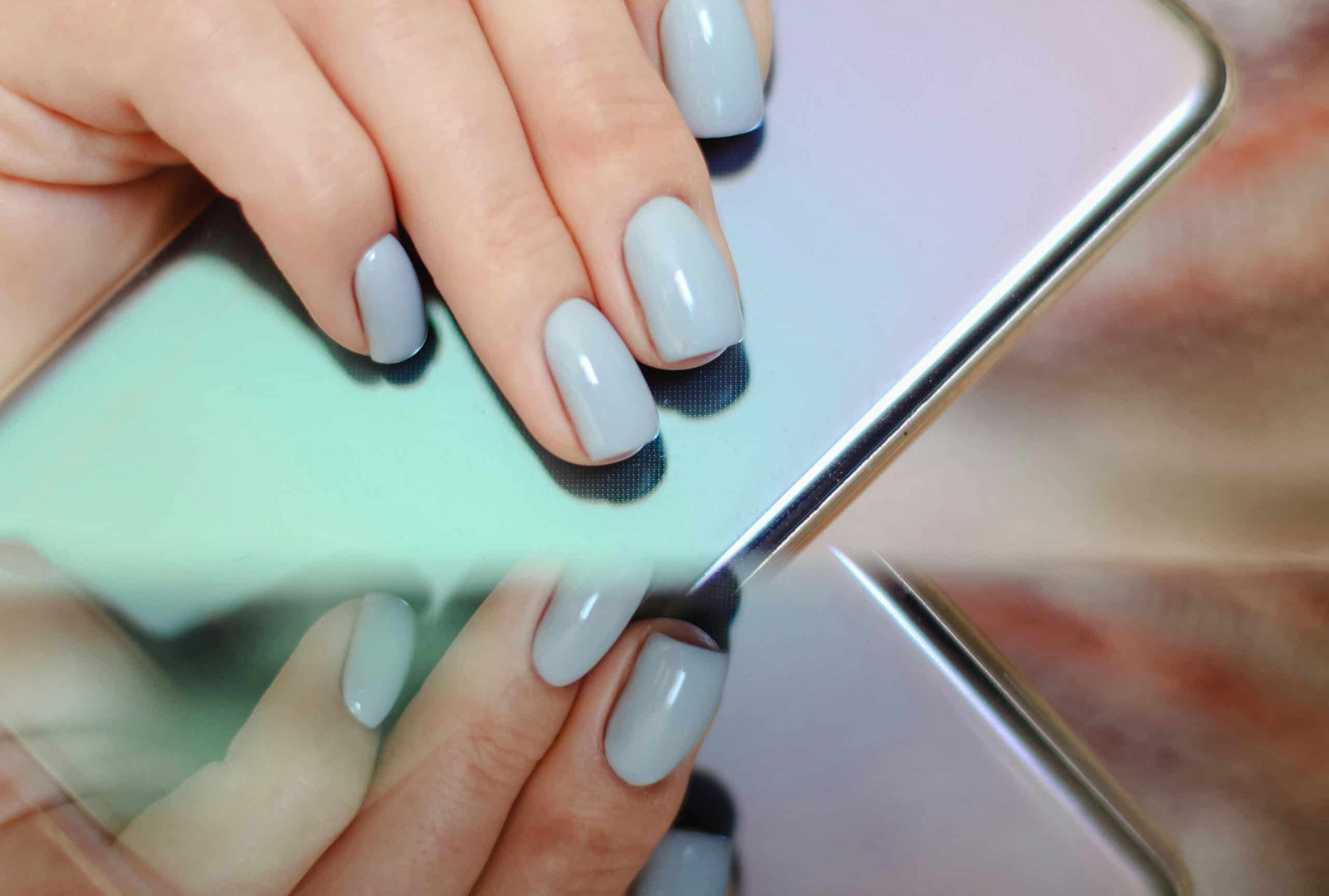 No Chip Gel Manicure Service Picture